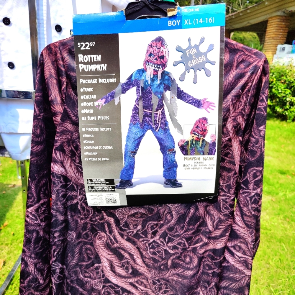 New Boys Rotten Pumpkin Halloween Costume